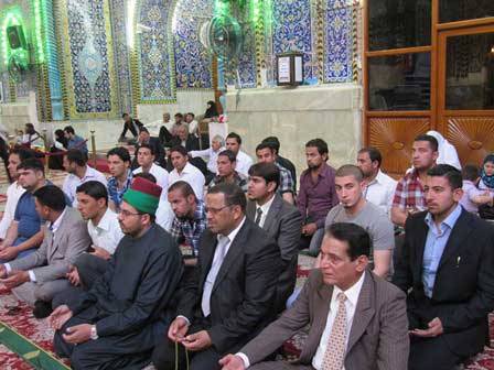 طلبة الجامعة في زيارة للامام الحسين عليه السلام