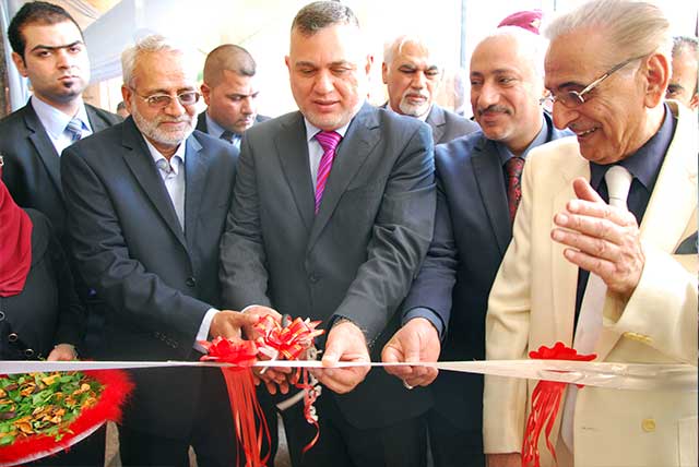 معرض للصور الفوتوغرافية وآخر للأعمال الفنية ضمن فعاليات الأسبوع العلمي والثقافي السنوي