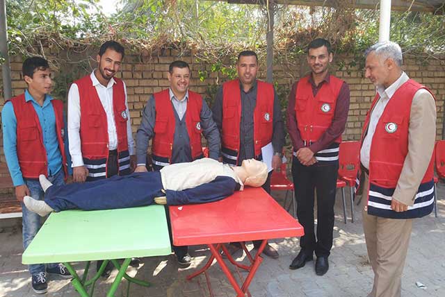 دورة في الاسعافات الأولية لكوادر الجامعة وطلبتها