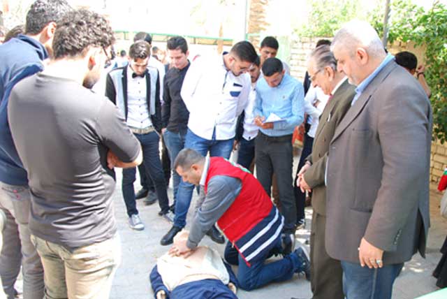 استمرار دورة الاسعافات الأولية في جامعة أهل البيت عليهم السلام لليوم الثاني