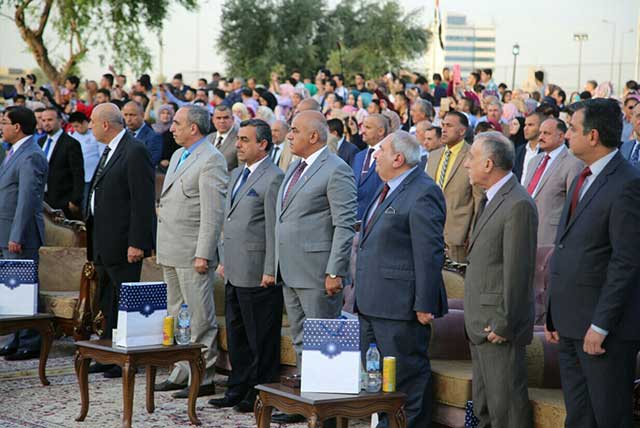الاستاذ الدكتور لبنان هاتف الشامي مساعد  رئيس جامعة اهل البيت عليهم السلام يشارك في احتفالية تخرج طلبة جامعة النهرين – الدورة (23)