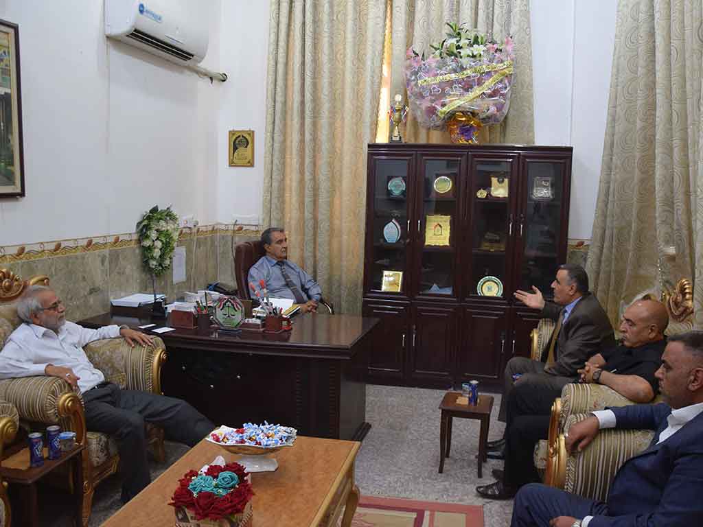 زيارة النائب حسين اليساري الى جامعة اهل البيت عليهم السلام