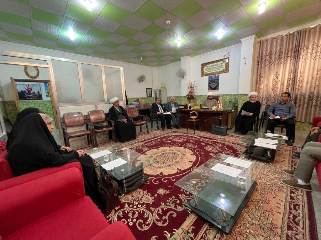 ندوه الحواريه الدوريه بعنوان (المواقف السياسيه لقاده المذاهب المختلفه تجاه الحكومات بشكل عام وتجاه المذهب الشيعي بوجهه خاص)