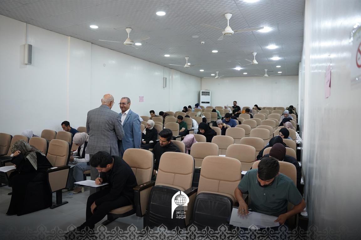 في جامعة أهل البيت (عليهم السلام).. الامتحانات تسير بانسيابية وسط تنظيم محكم وجولة تفقدية لرئيس الجامعة ومساعديه